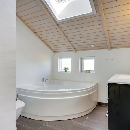 Feriehus Aria - 1-2km From The Sea By Interhome