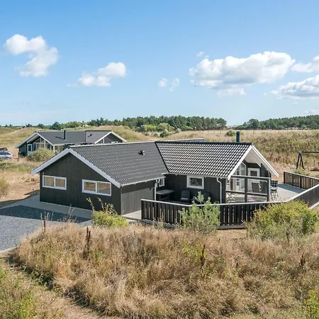 Aria - 1-2km From The Sea By Interhome *